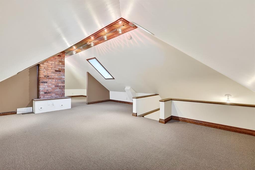 1215 14 Avenue Southwest, Calgary, AB
