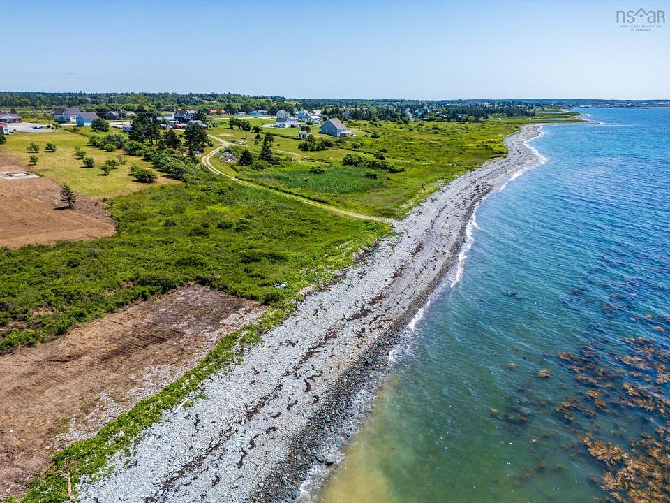 9613 Nova Scotia Trunk 1, Saulnierville, NS