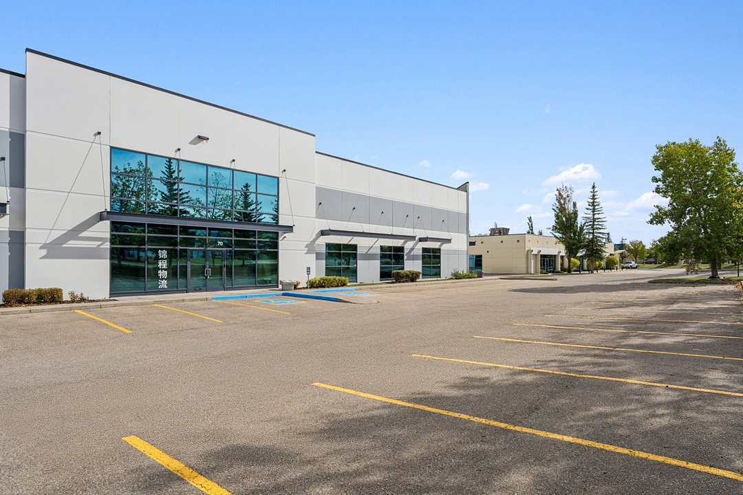 70 - 2150 29 Street Northeast, Calgary, AB