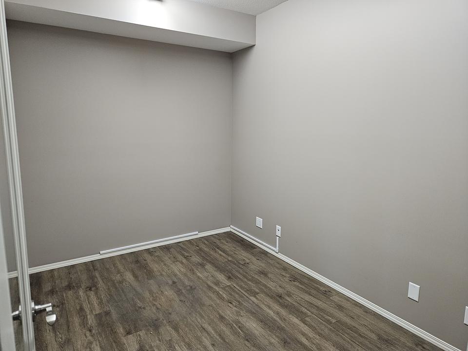 104 - 239 Spruce Street, Red Deer, AB