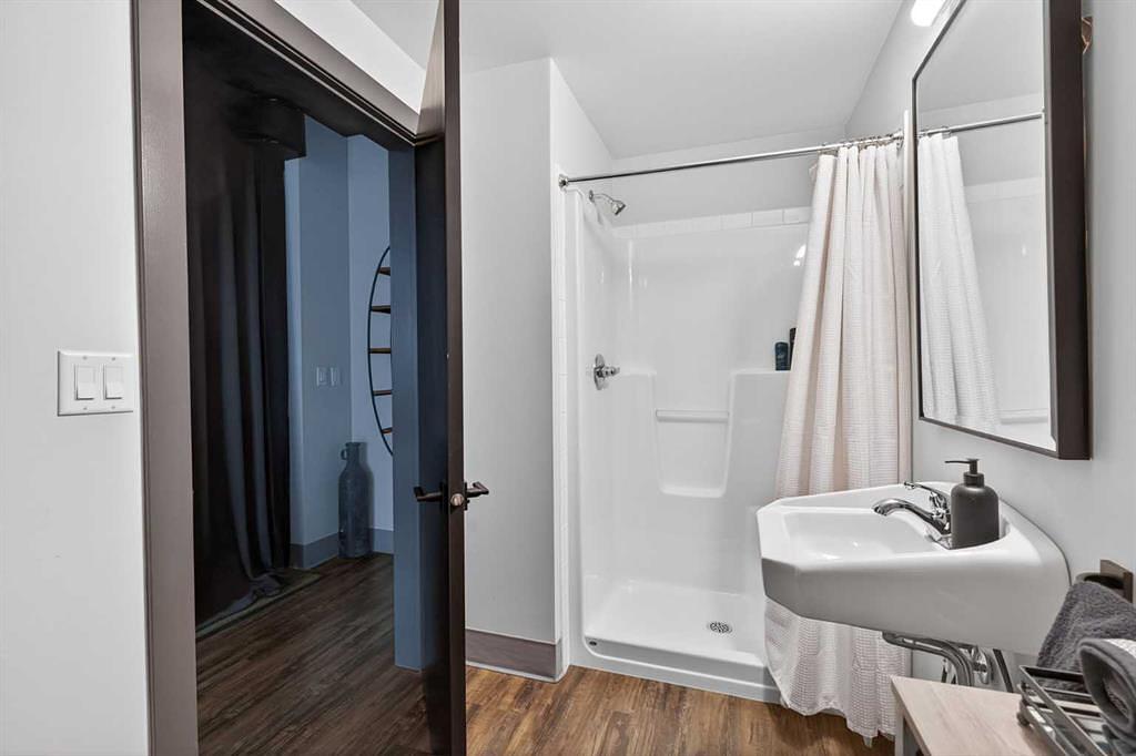 10 - 1750 120 Avenue Northeast, Calgary, AB