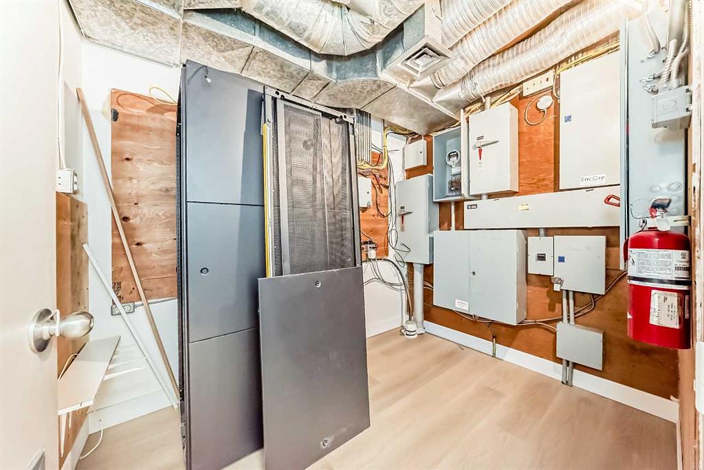 Lower - 2139 4 Avenue Northwest, Calgary, AB