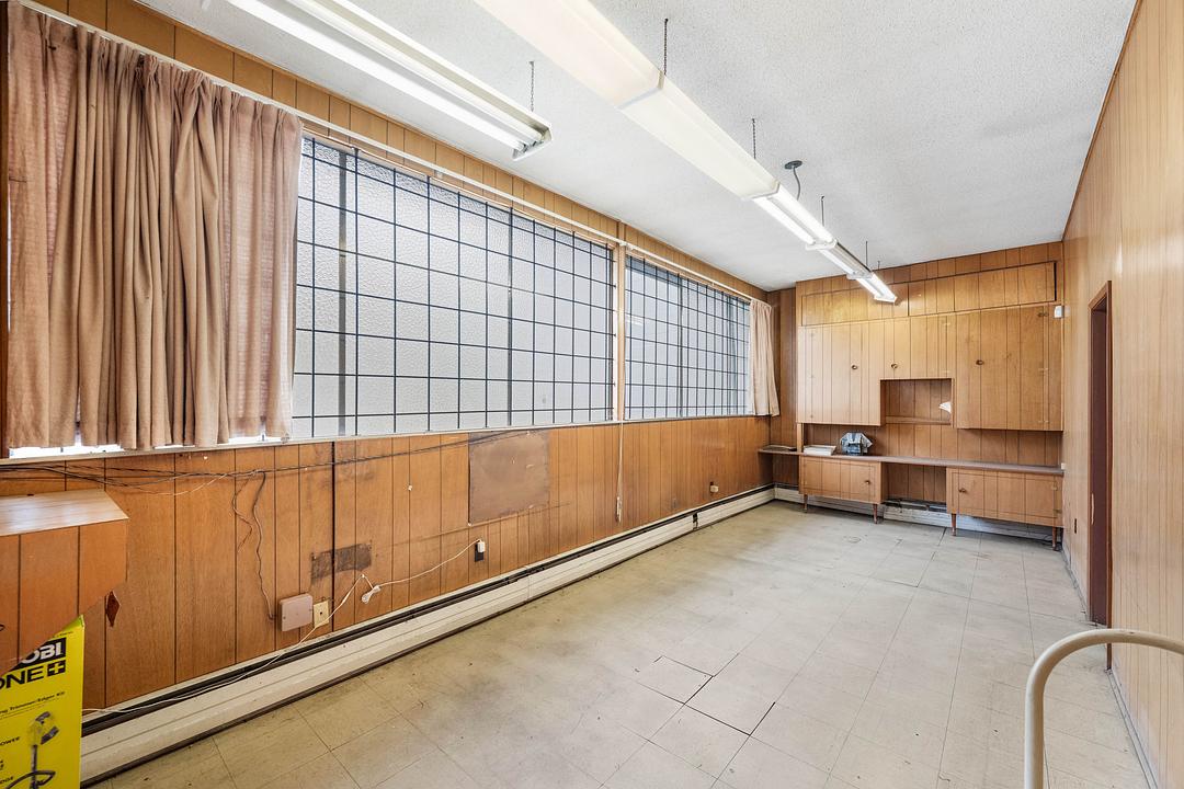 8242 Ontario Street, Vancouver, BC