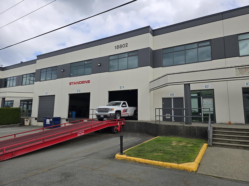 18802 96 Ave, Surrey, BC