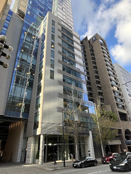 560 - 669 Howe St, Vancouver, BC