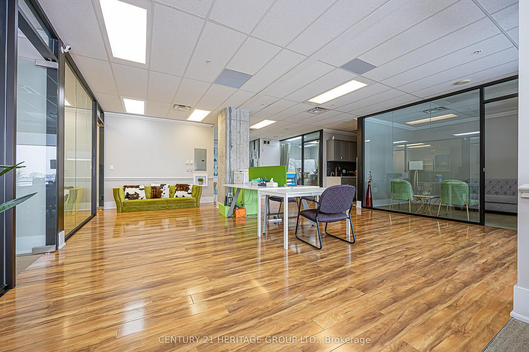 810-811 - 7191 Yonge Street, Markham, ON
