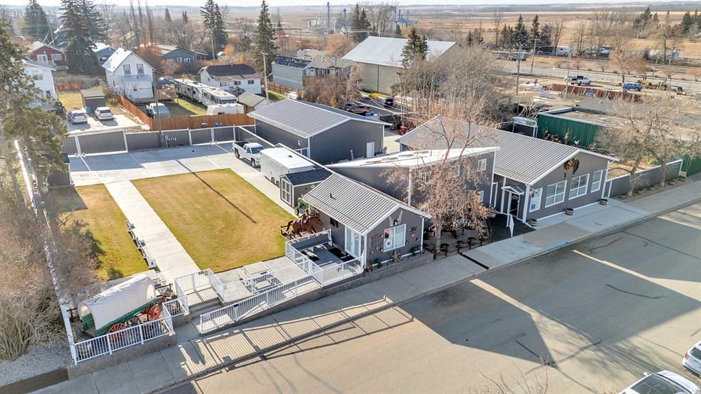 2023 20 Avenue, Bowden, AB