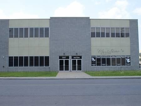 5667 Avenue Royalmount, Mont-Royal, QC