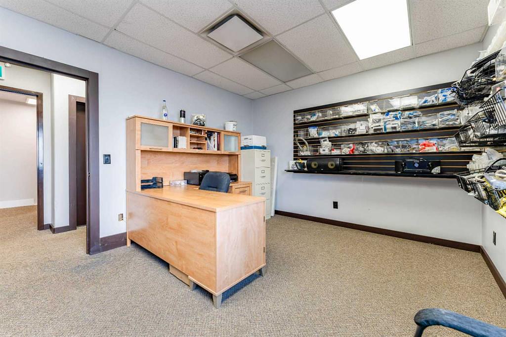 10 - 235105 Wrangler Drive, Rocky View County, AB