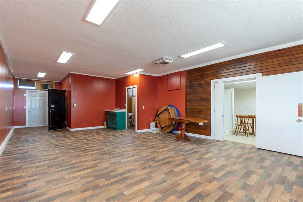 60 Main Avenue Northwest, Glenwood, AB