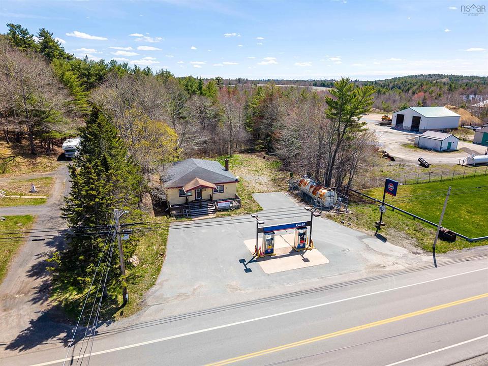 9645 Highway 8, Caledonia, NS