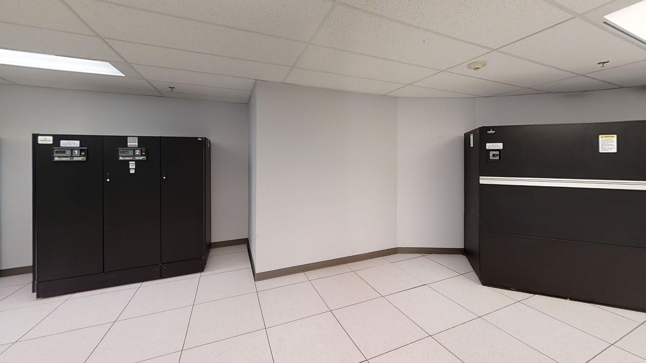 300 - 1410 Blair Towers Place, Ottawa, ON