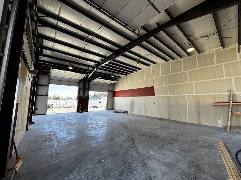 6833 Metro Rd, Lantzville, BC