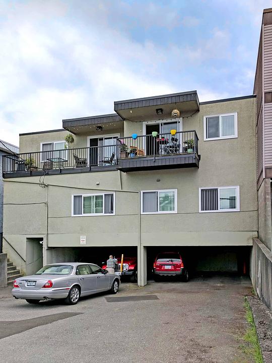 221 East 16th Avenue, Vancouver, BC