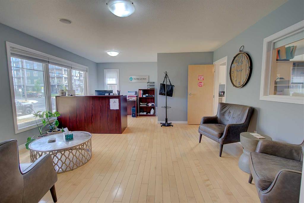 4610 48 Avenue, Red Deer, AB