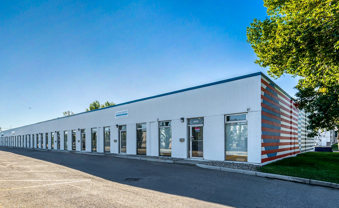 4626 - 4640 11 Street Northeast, Calgary, AB