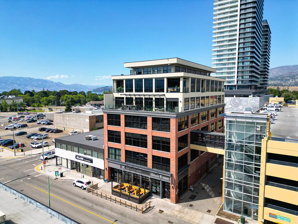 404/405 - 1630 Pandosy St, Kelowna, BC