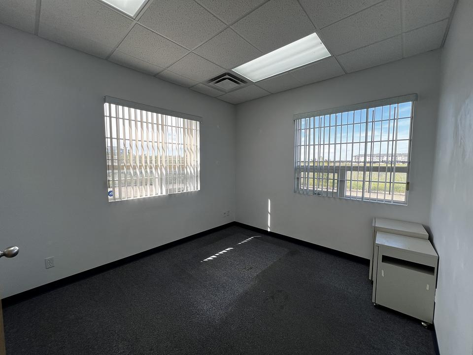 1 - 136 Leva Avenue, Red Deer County, AB