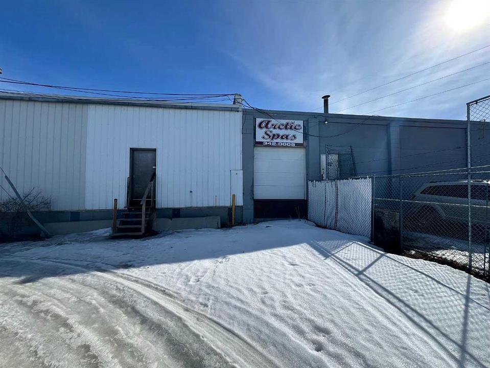 2 - 5804 50 Avenue, Red Deer, AB