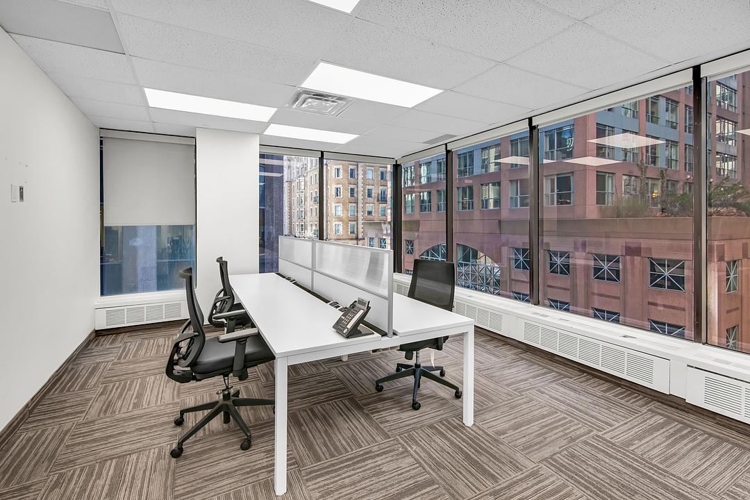400 - 10 King Street East, Toronto, ON