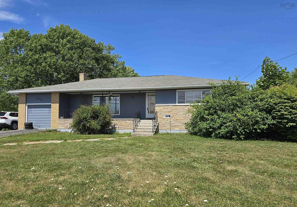 172 North Street, Bridgewater, NS