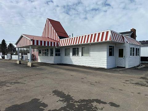 5208 49 Avenue, Redwater, AB