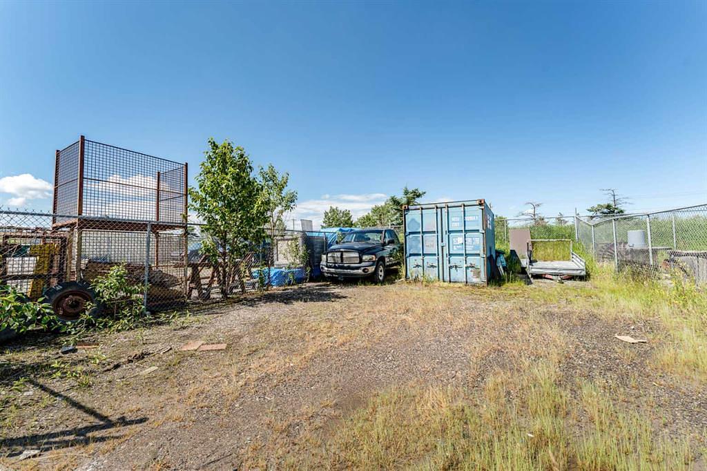 10 - 235105 Wrangler Drive, Rocky View County, AB