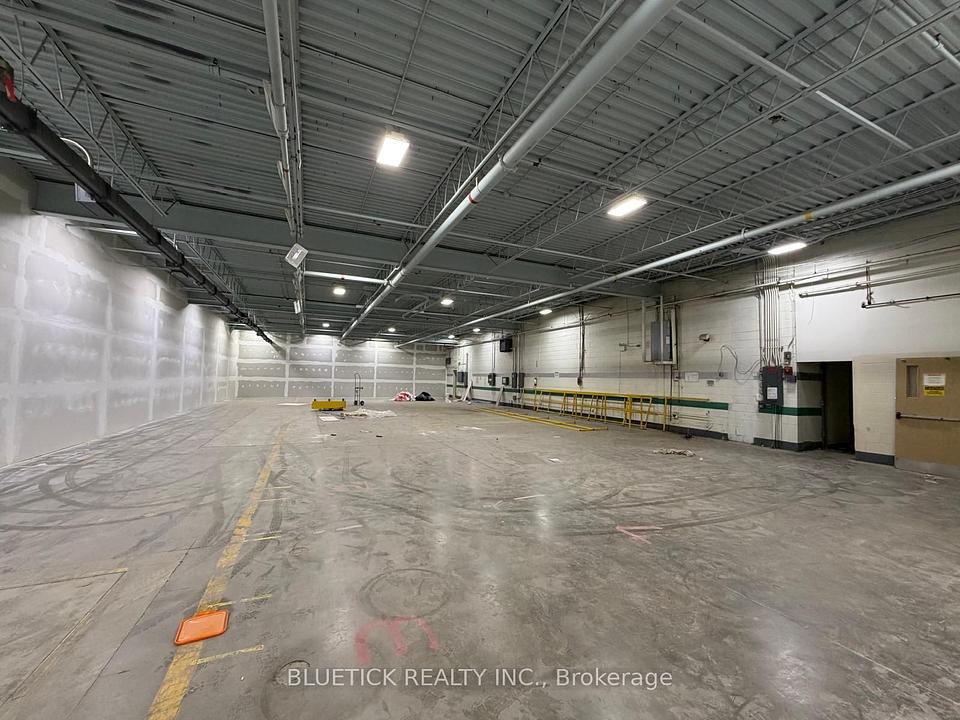 1A - 44 Rolark Drive, Toronto, ON