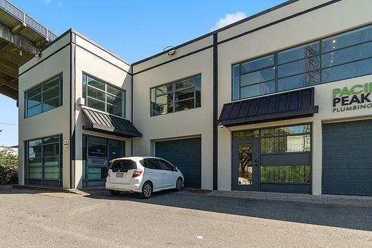 9030 Oak St, Vancouver, BC