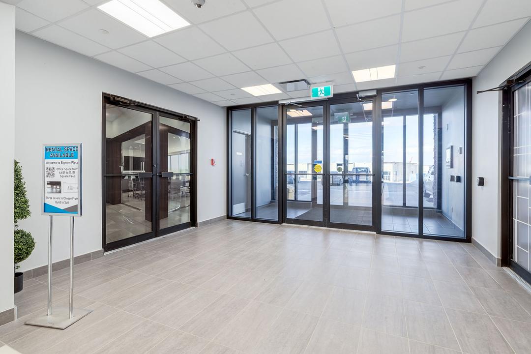 103 - 106 Southbank Road, Okotoks, AB
