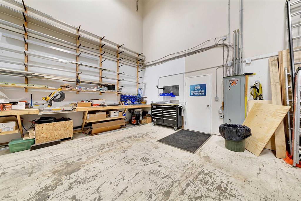 5921 50 Avenue, Lloydminster, SK