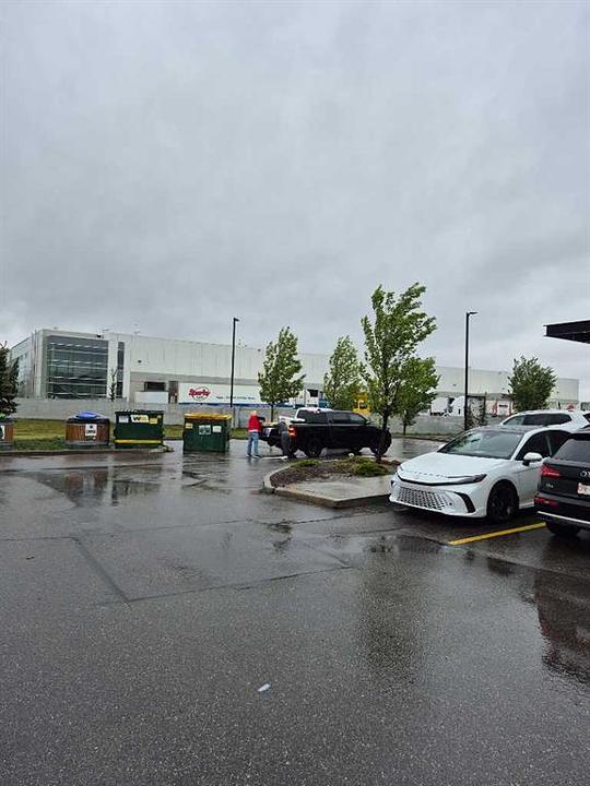 3250 - 4310 104 Avenue Northeast, Calgary, AB