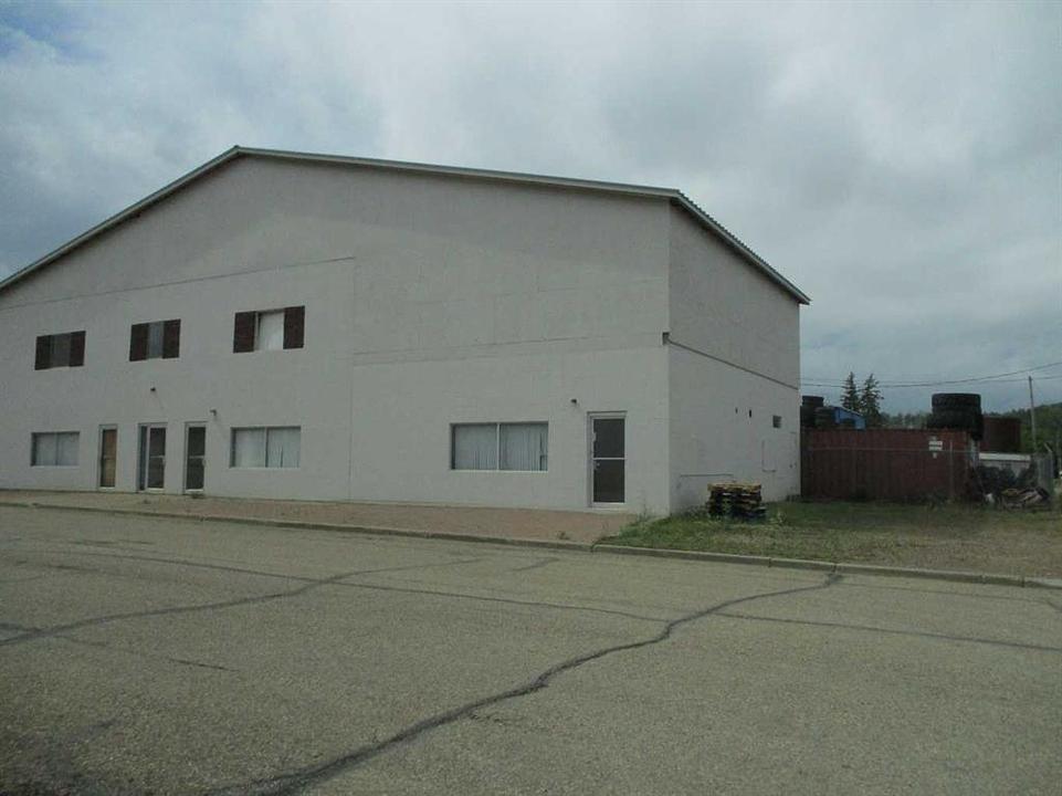404 1 Street Southwest, Manning, AB