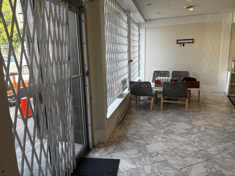 1710 West 4th Avenue, Vancouver, BC