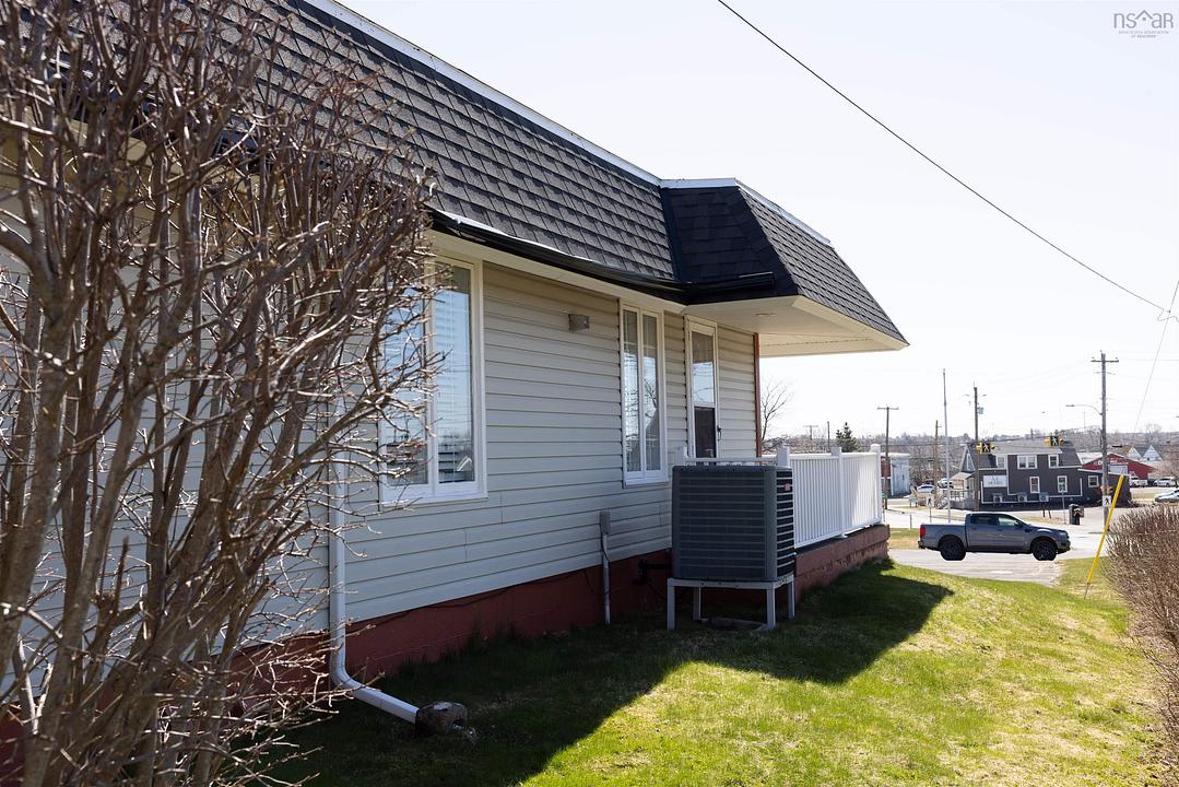 16 Reserve Street, Glace Bay, NS