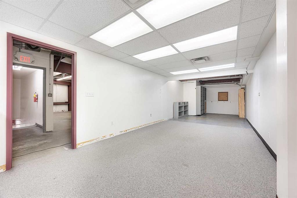 5402 44 Street, Lloydminster, AB