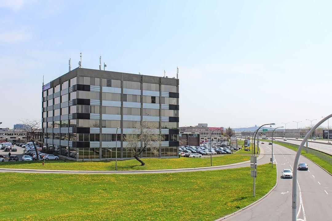 402 - 7575 Route Transcanadienne, Montréal, QC