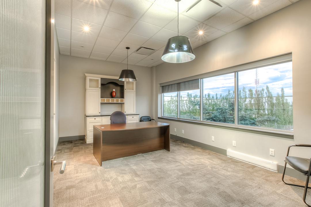 100 - 402084 81 Street East, Aldersyde, AB
