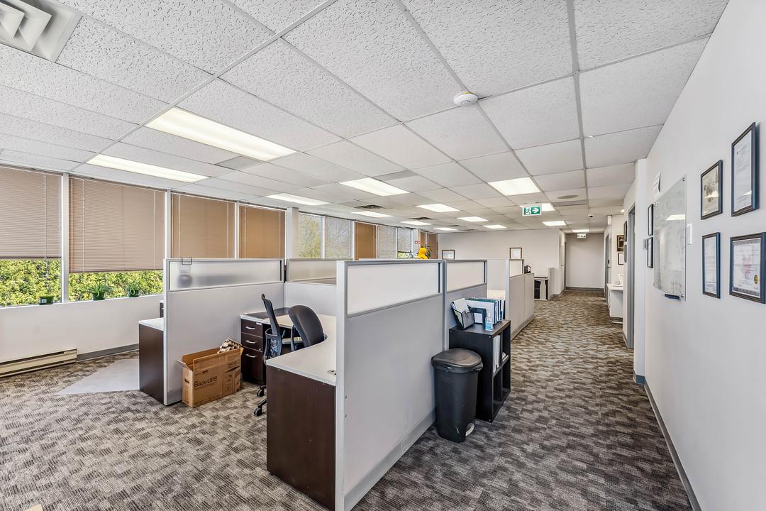 308 Legget Drive, Ottawa, ON
