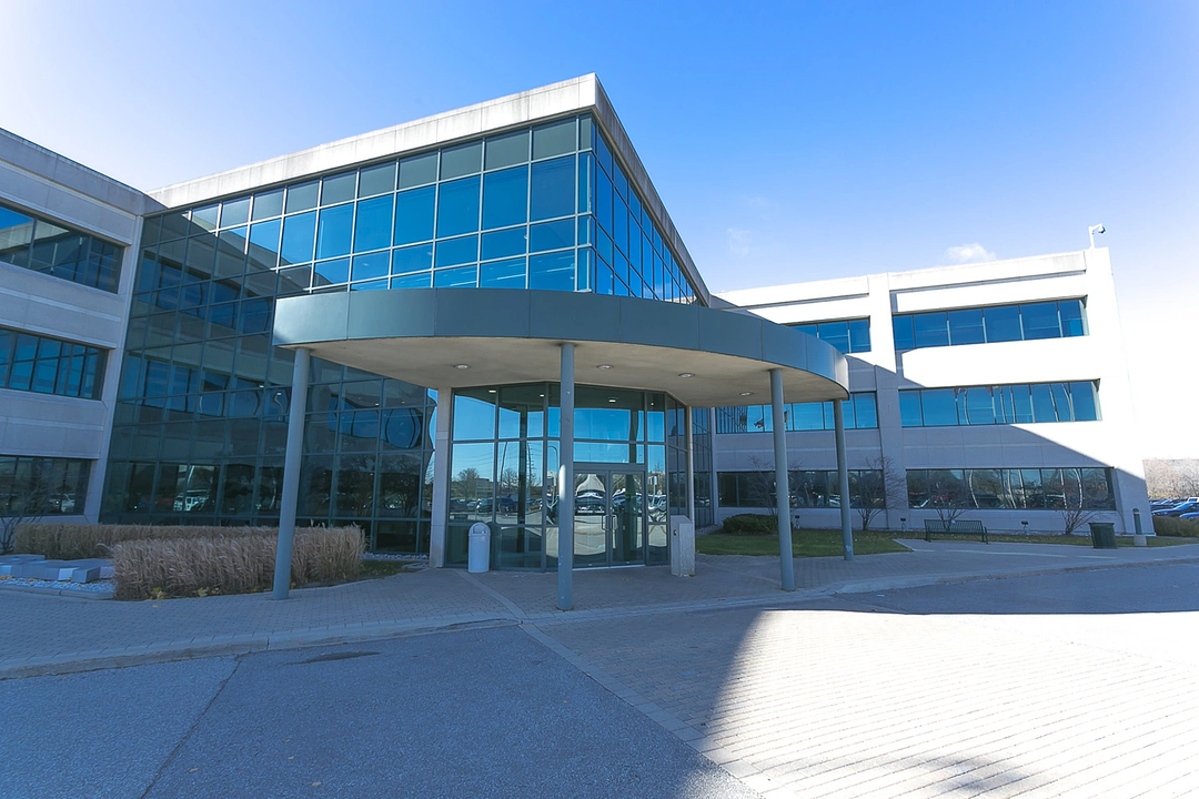 00100 - 5985 Explorer Drive, Mississauga, ON