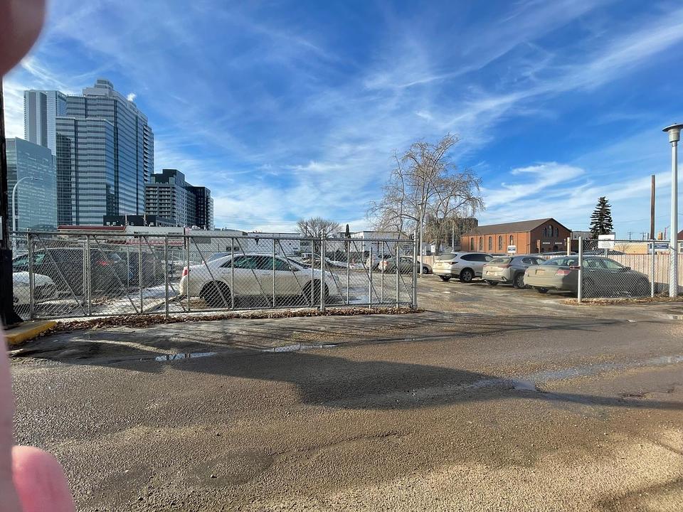 115 - 9700 105 Avenue Northwest, Edmonton, AB