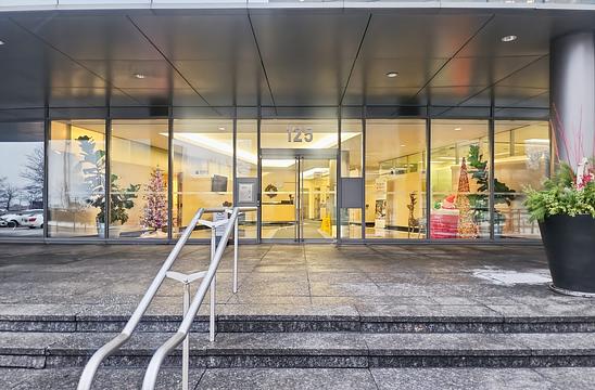 125 Commerce Valley Drive West, Markham, ON