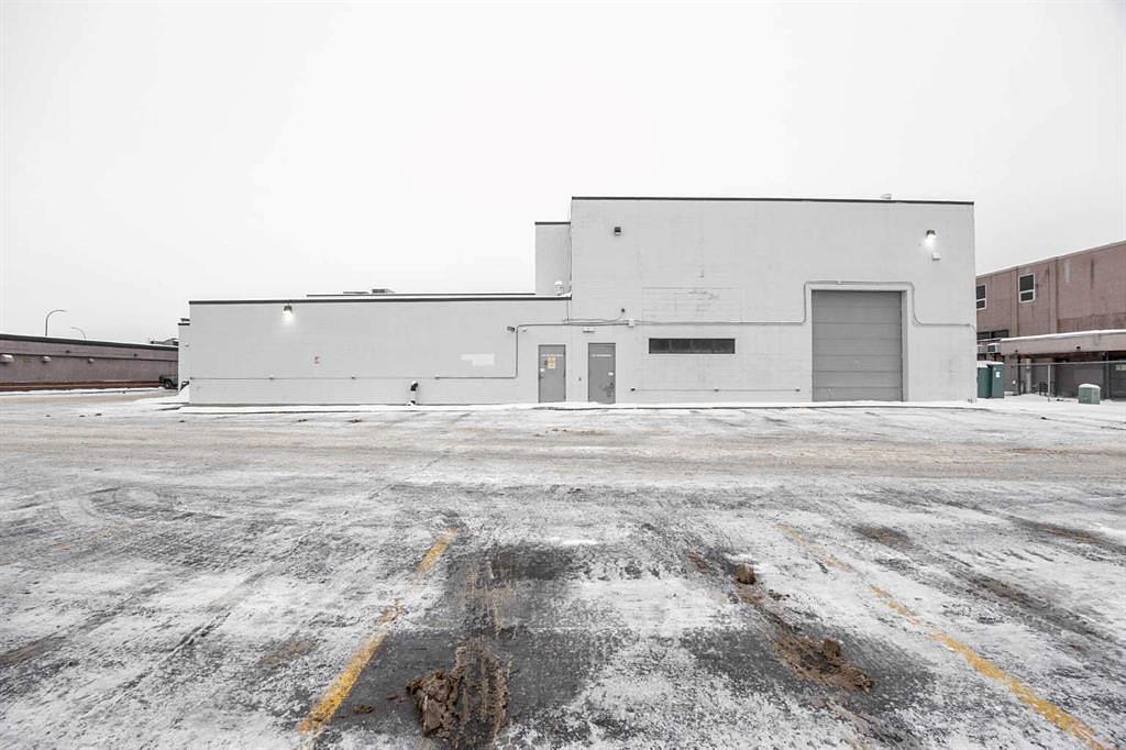 208 - 9401 Franklin Avenue, Fort McMurray, AB