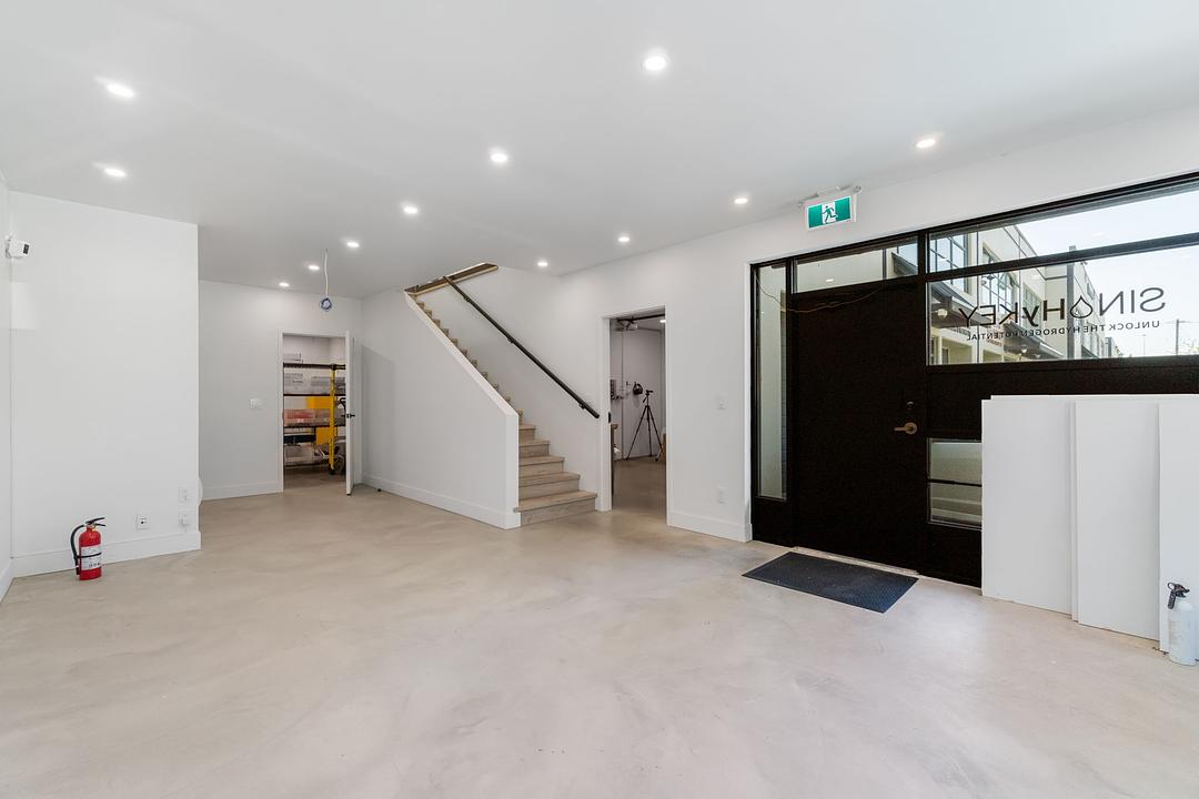 9030 Oak St, Vancouver, BC