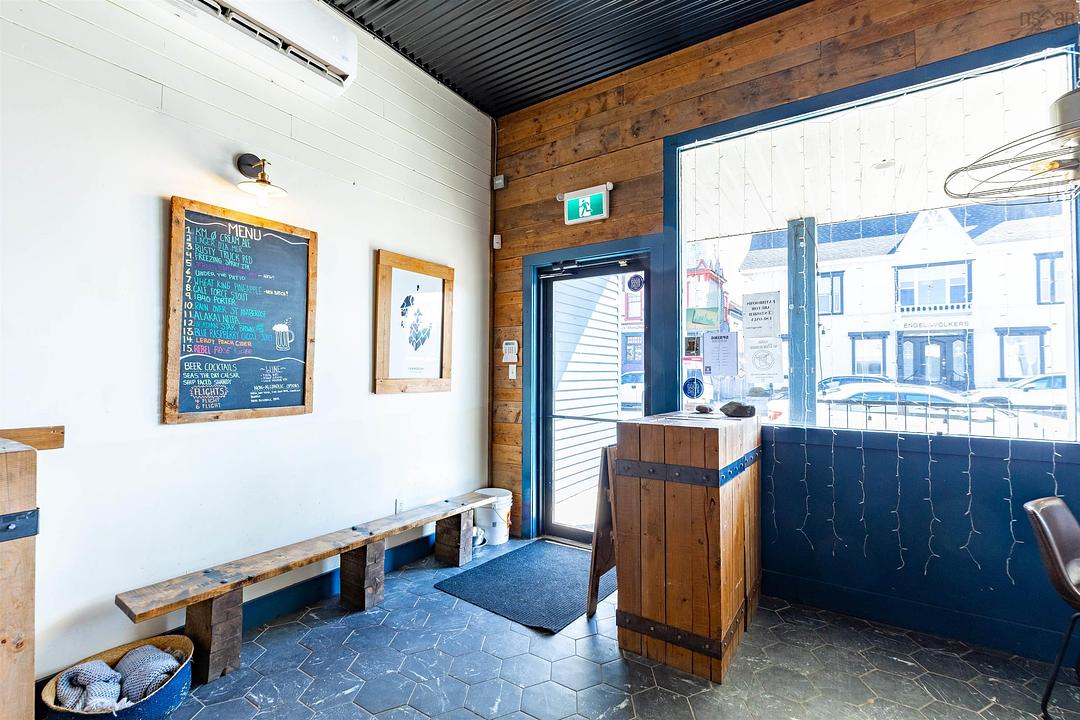 250 Main Street, Yarmouth, NS
