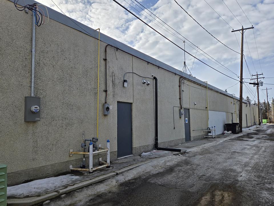 5010 50 Avenue, Calmar, AB
