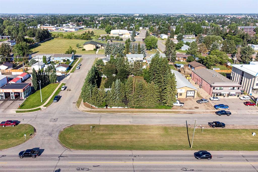 3302 50 Avenue, Lloydminster, AB