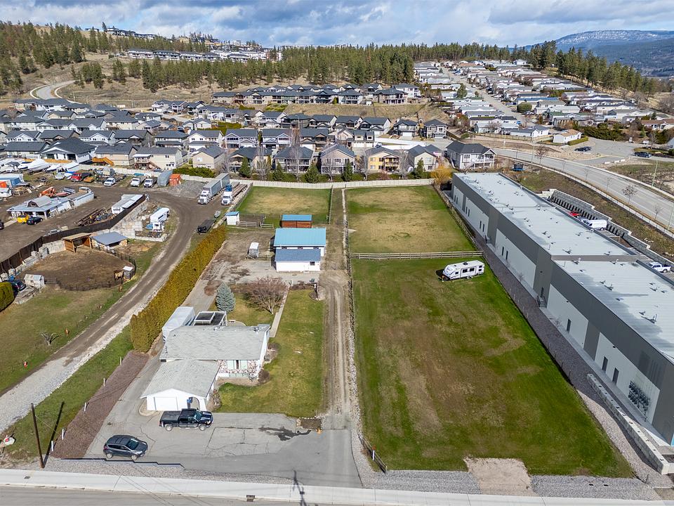 3166 Appaloosa Road, Kelowna, BC
