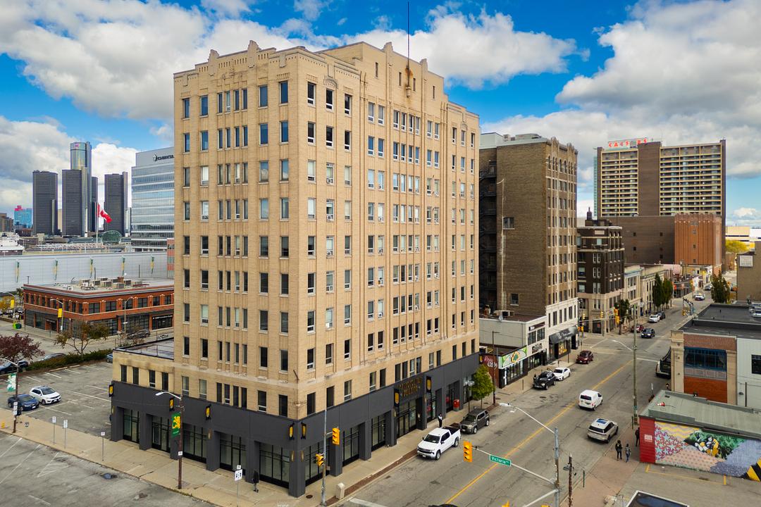 175 University Avenue West, Windsor, ON