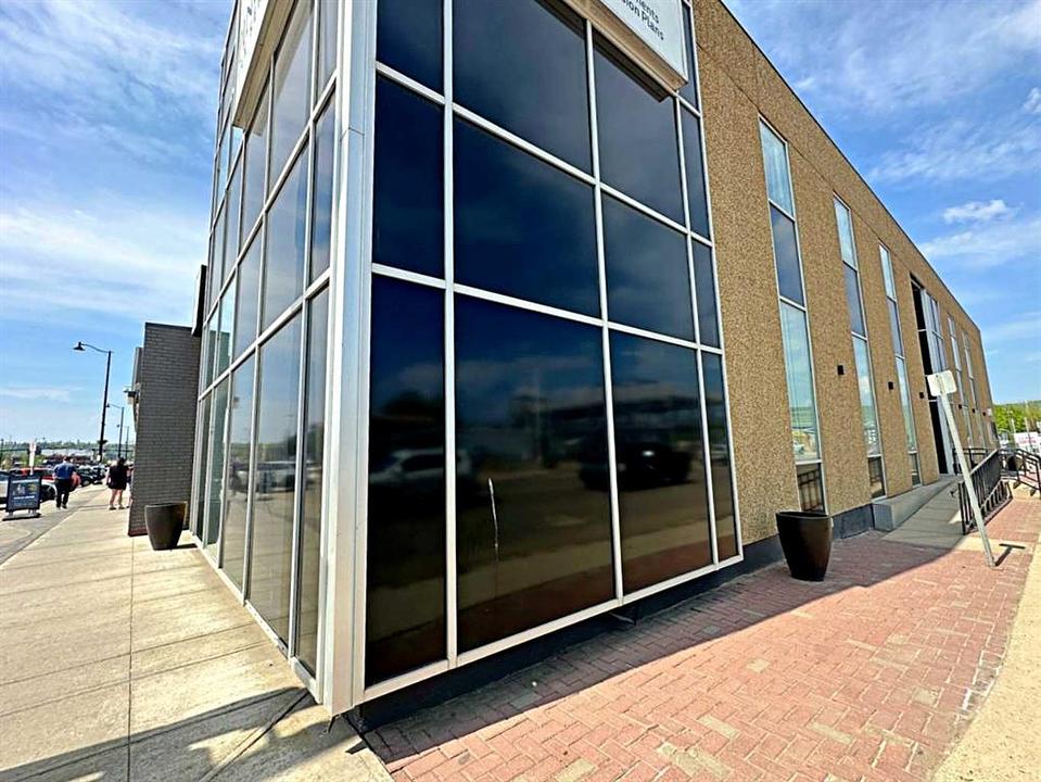 202 - 9902 Franklin Avenue, Fort McMurray, AB